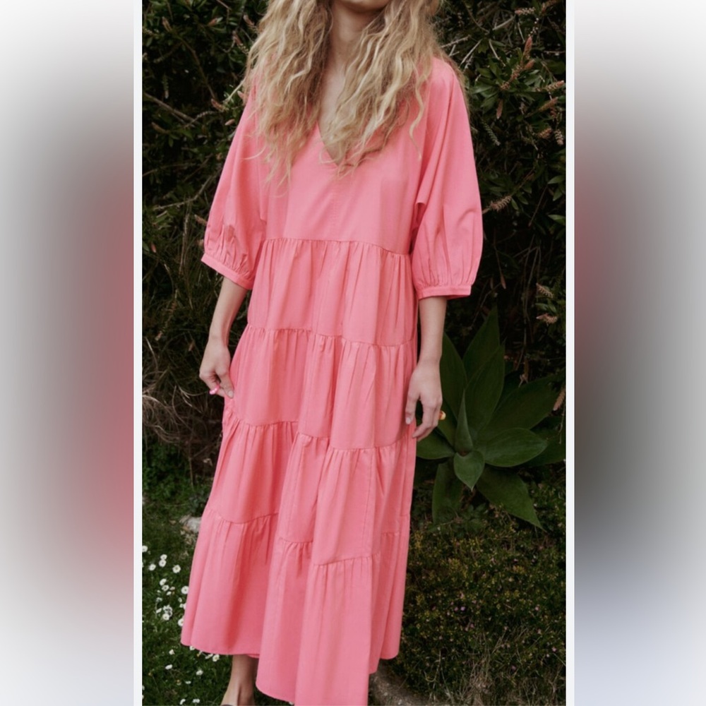 ESQUALO Maxi Dress‎ Tiered Size 4 Bubblegum Pink V-Neck Cotton Blend